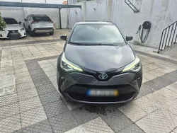 Usado 2019 Toyota C-HR Luxury SUV | € 22.750 (Bom preço)