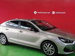 Cinzento Usado 2018 Hyundai i30 Citadino | € 17.299 (Preço elevado)