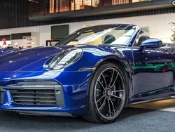 Azul Usado 2020 Porsche 911 Turbo S Cabrios | € 222.900