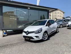 Branco Usado 2018 Renault Clio IV LIMITED | € 12.900 (Preço justo)