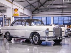 Cinza Usado 1980 Mercedes W112 SE Coupé | € 69.000