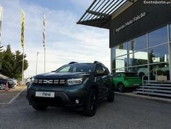 Verde Usado 2023 Dacia Duster Extreme SUV | € 23.500 (Preço elevado)