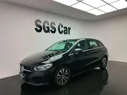 Preto Usado 2024 Mercedes B200 Monovolume | € 37.200