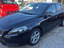 Preto Usado 2014 Volvo V40 R-Design Carrinha | € 14.900 (Caro)