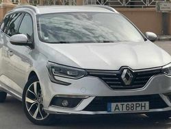 Cinzento Usado 2017 Renault Mégane IV Citadino | € 11.990 (Preço justo)