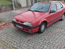 Usado 1993 Renault 19 Sedan | € 2.000