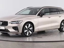 Bege Usado 2025 Volvo V60 Carrinha | € 46.300 (Preço justo)