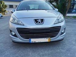 Usado 2009 Peugeot 207 Sedan | € 4.250 (Preço justo)