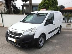 Branco Usado 2017 Peugeot Partner Van | € 11.900 (Preço justo)