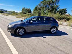 Cinzento Usado 2010 Opel Astra | € 8.000 (Caro)