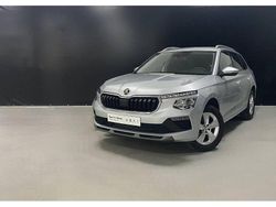 Cinzento Usado 2024 Skoda Kamiq SUV | € 22.890 (Preço justo)