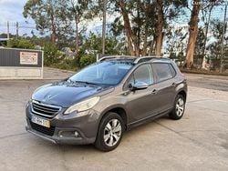 Cinza Usado 2016 Peugeot 2008 SUV | € 8.750 (Bom preço)