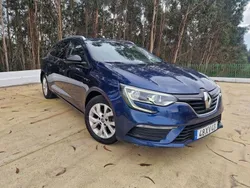 Azul Usado 2019 Renault Mégane IV LIMITED Sedan | € 12.790 (Bom preço)