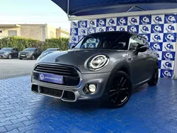 Cinza Usado 2018 Mini Cooper D Citadino | € 25.900