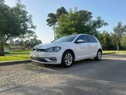 Branco Usado 2018 VW Golf VII Citadino | € 10.500 (Bom preço)