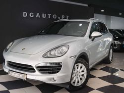 Cinzento Usado 2011 Porsche Cayenne SUV | € 29.990 (Preço elevado)