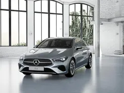 Prateado Novo 2025 Mercedes CLA250e Sedan | € 56.875 (Preço justo)