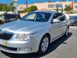 Usado 2009 Skoda Superb Sedan | € 3.150