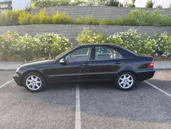 Preto Usado 2001 Mercedes C200 Sedan | € 5.000