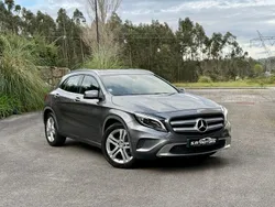 Cinza Usado 2015 Mercedes GLA200 Urban SUV | € 22.000