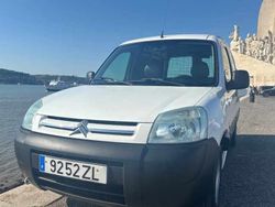 Branco Usado 2005 Citroën Berlingo Monovolume | € 4.400