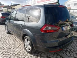 Cinza Usado 2009 Ford Galaxy Titanium Monovolume | € 9.900