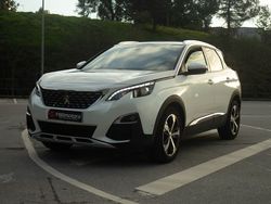 Branco Usado 2017 Peugeot 3008 Allure SUV | € 16.990 (Preço elevado)