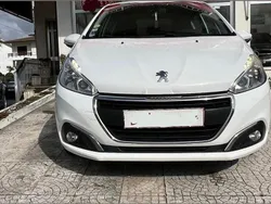 Usado 2016 Peugeot 208 Citadino | € 8.200 (Bom preço)