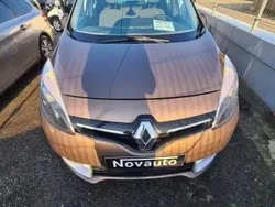Castanho Usado 2016 Renault Scénic III Monovolume | € 11.900 (Preço justo)