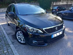 Preto Usado 2018 Peugeot 308 Style Carrinha | € 12.990 (Preço justo)