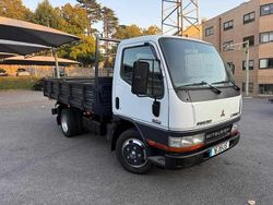Branco Usado 2003 Mitsubishi Canter | € 16.250 (Preço justo)