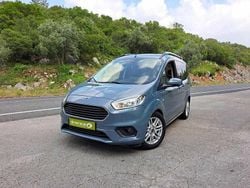 Azul Usado 2019 Ford Tourneo Courier Monovolume | € 12.450 (Preço justo)
