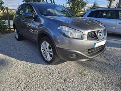 Cinzento Usado 2012 Nissan Qashqai Acenta SUV | € 11.000 (Caro)