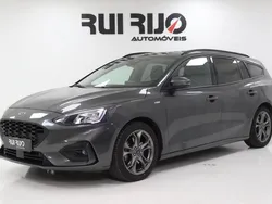 Cinza Usado 2022 Ford Focus ST-Line X Carrinha | € 21.500 (Preço justo)