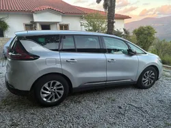 Usado 2015 Renault Espace Monovolume | € 17.000 (Bom preço)