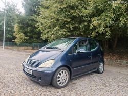 Azul Usado 2004 Mercedes A170 | € 3.750 (Preço justo)