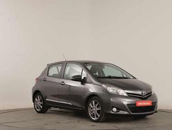 Cinzento Usado 2013 Toyota Yaris Citadino | € 13.999 (Preço elevado)