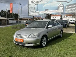 Cinzento Usado 2006 Toyota Avensis Carrinha | € 5.900 (Preço justo)