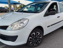 Usado 2008 Renault Clio II Sedan | € 3.750 (Preço justo)