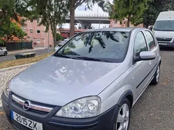 Usado 2005 Opel Corsa Sedan | € 3.500 (Preço justo)