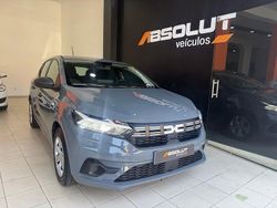 Cinza Usado 2024 Dacia Sandero Essentiel Citadino | € 14.990 (Super Preço)