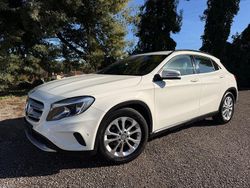 Branco Usado 2016 Mercedes GLA180 SUV | € 18.695 (Preço justo)