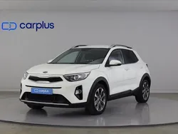 Branco Usado 2020 Kia Stonic SUV | € 15.900 (Preço justo)