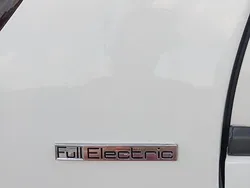 Usado 2015 Peugeot iON Citadino | € 5.500