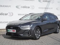 Cinza Usado 2024 Ford Focus ST-Line X Carrinha | € 25.500 (Preço justo)