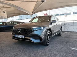 Cinza Usado 2024 Mercedes EQB250+ Edition SUV | € 45.800