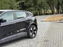 Preto Usado 2022 Renault Mégane Equilibre SUV | € 23.990 (Bom preço)