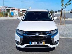 Usado 2016 Mitsubishi Outlander P-HEV Intense Sedan | € 15.990