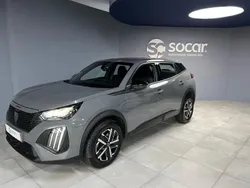 Cinzento Usado 2024 Peugeot 2008 SUV | € 19.900 (Bom preço)
