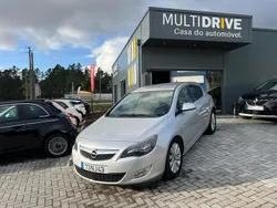 Cinzento Usado 2012 Opel Astra Cosmo | € 7.500 (Preço justo)